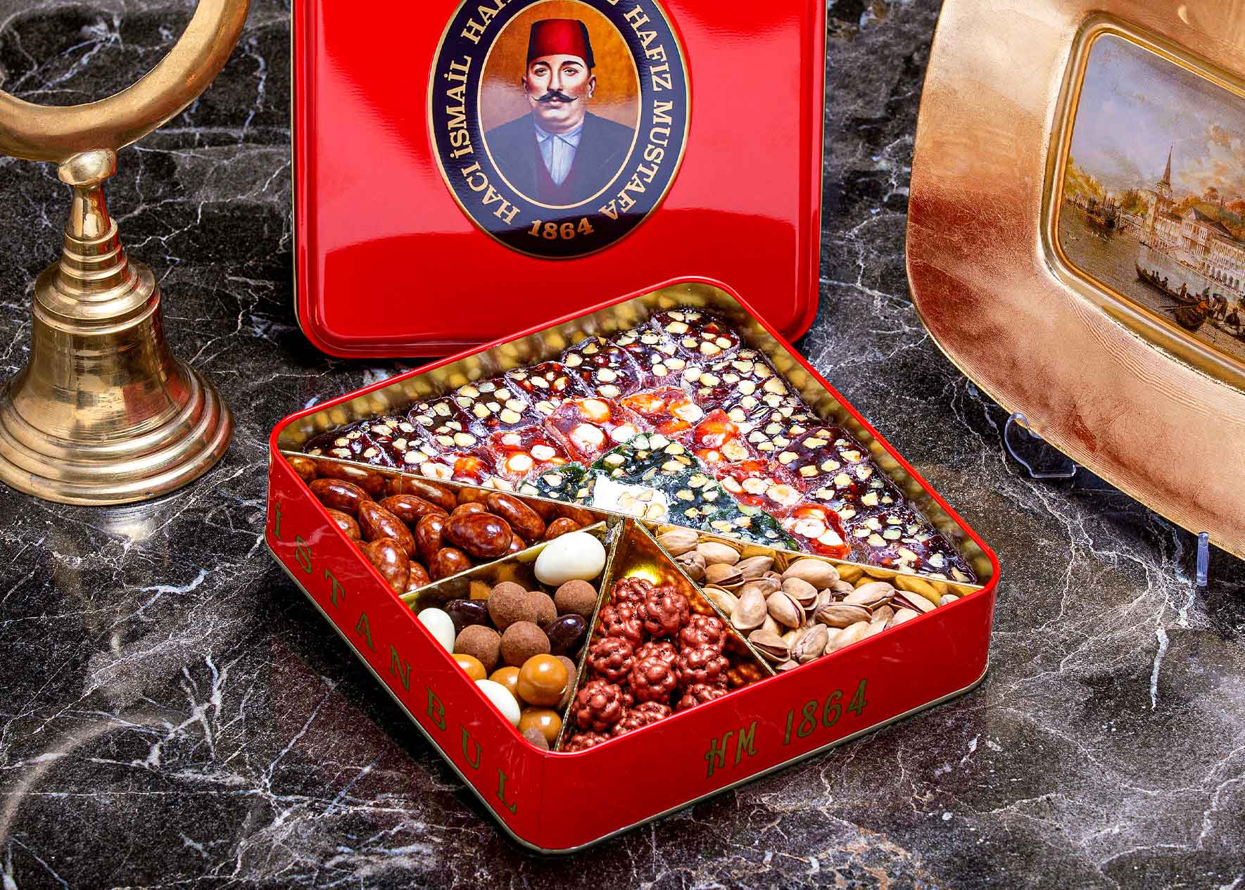 Delight Dragee Pistachio Gift Box - M