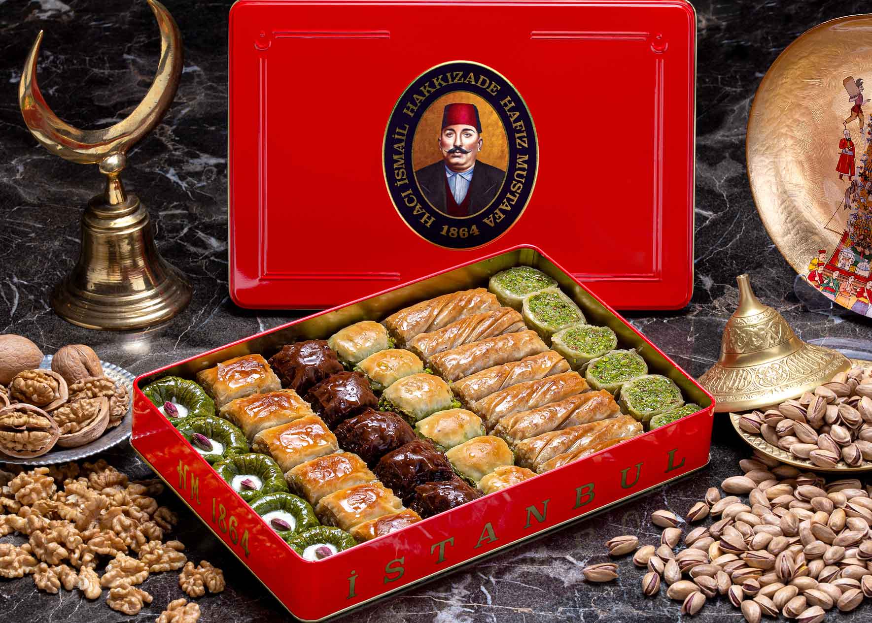 Pistachio and Walnut Mix Baklava L-Box 1