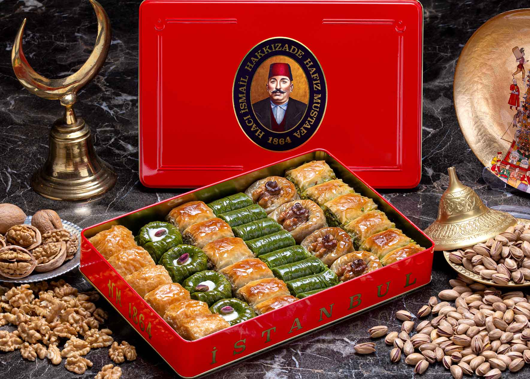Pistachio and Walnut Mix Baklava L-Box 2
