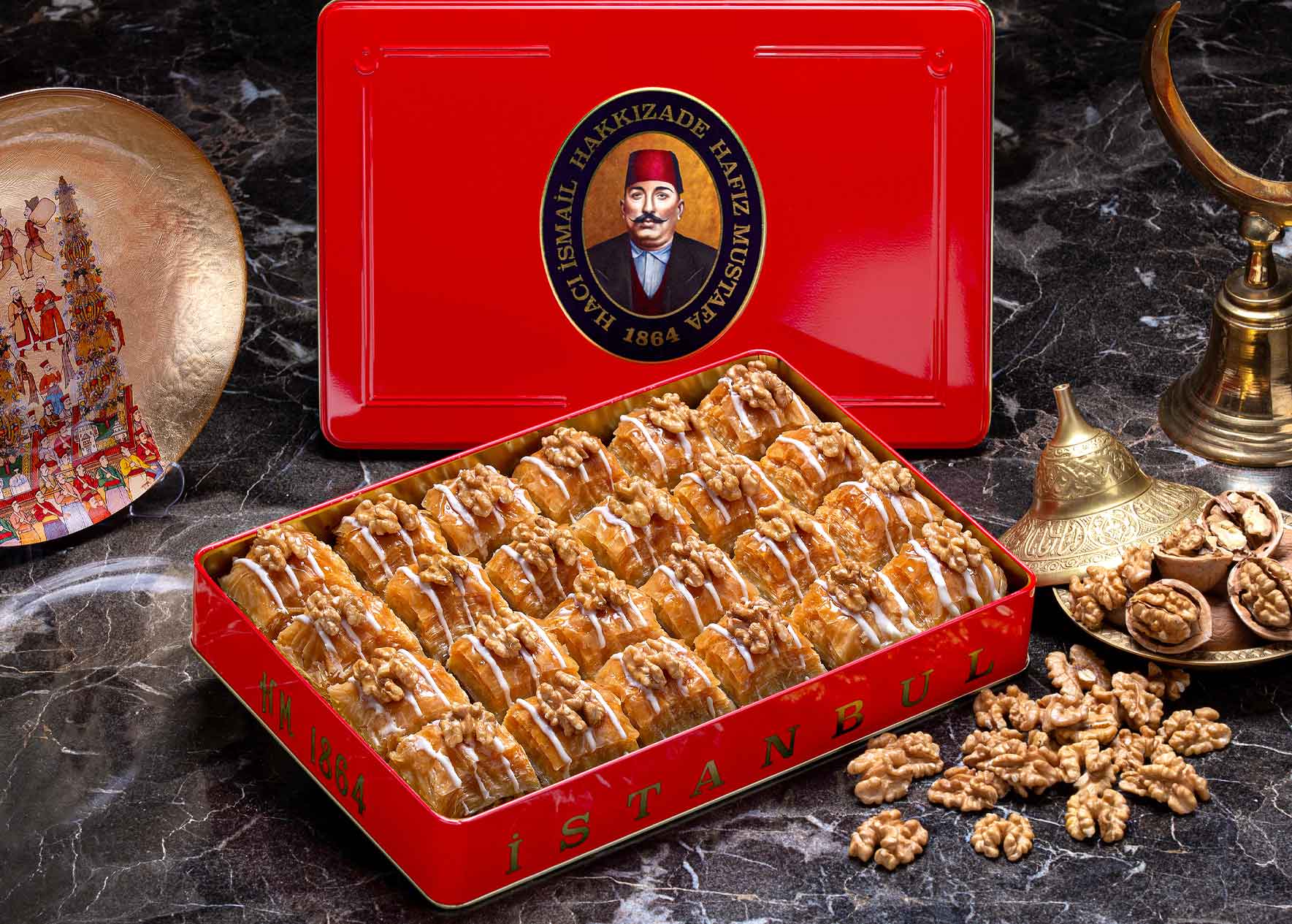 Walnut Square Baklava L-Box
