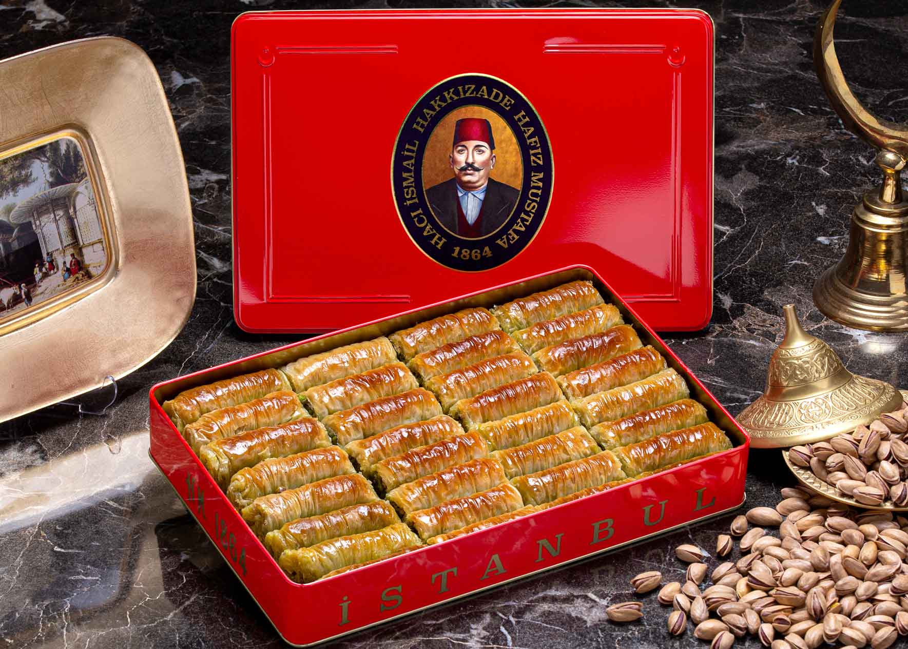 Pistachio Twisted Roll Baklava L-Box