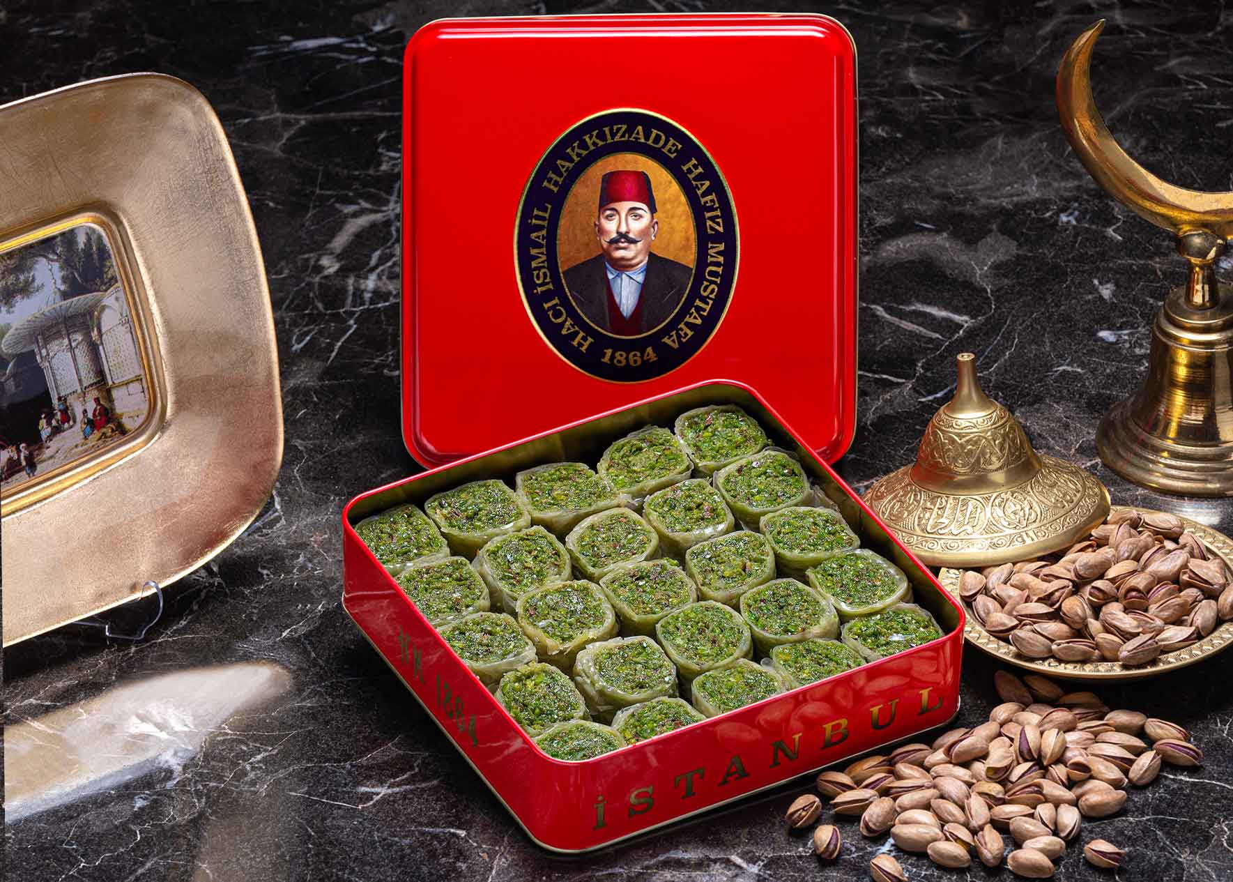 Pistachio Saray Roll Baklava S-Box