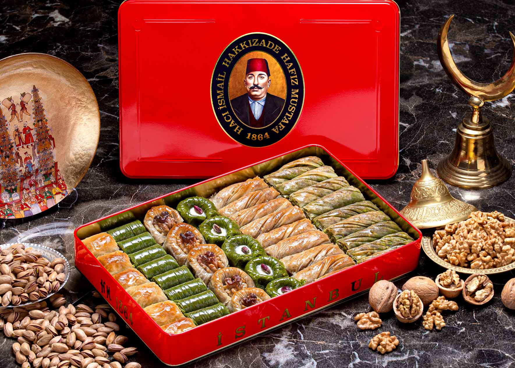 Pistachio and Walnut Mix Baklava XL-Box 1