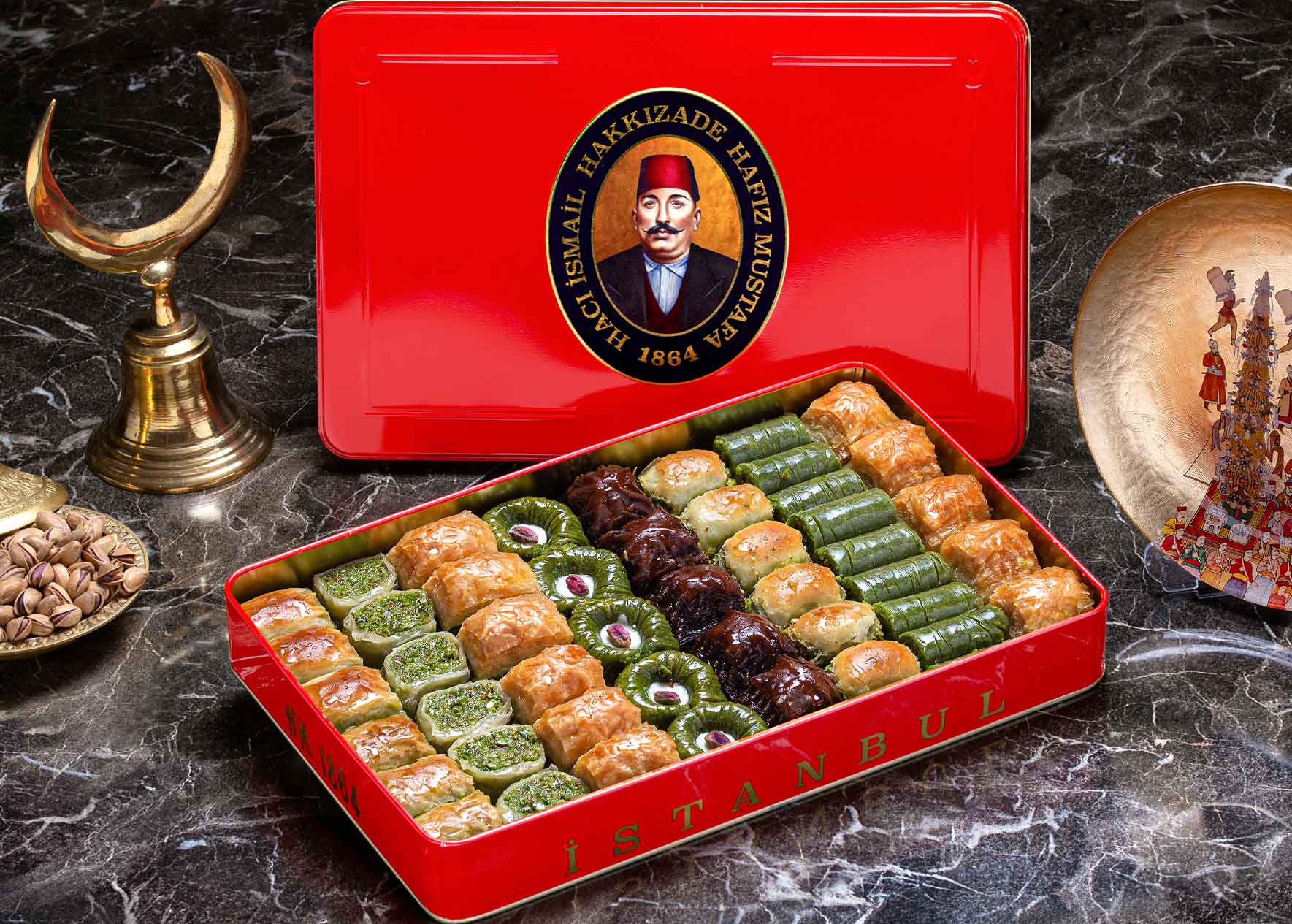 Pistachio and Walnut Mix Baklava XL-Box 3